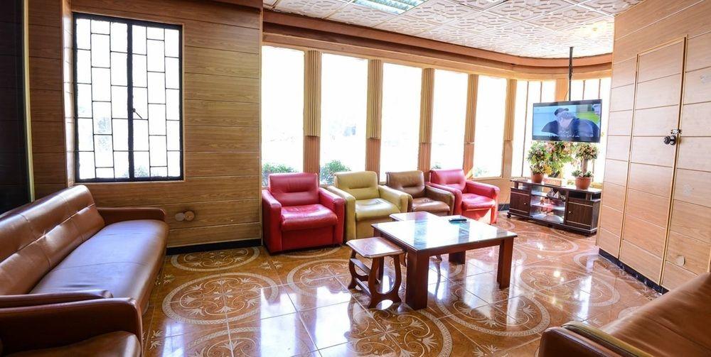 Regis Hotel Бейрут Экстерьер фото
