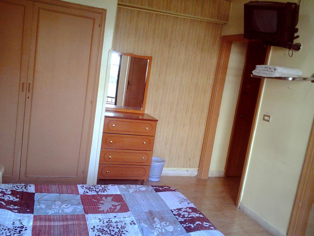 Regis Hotel Бейрут Экстерьер фото