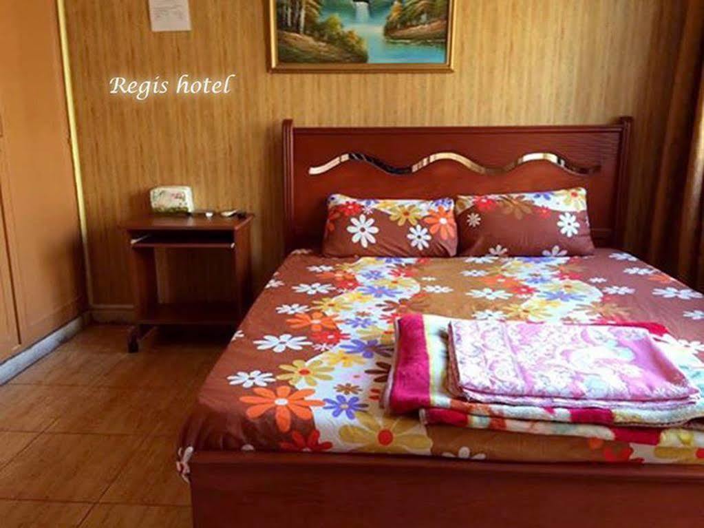 Regis Hotel Бейрут Экстерьер фото