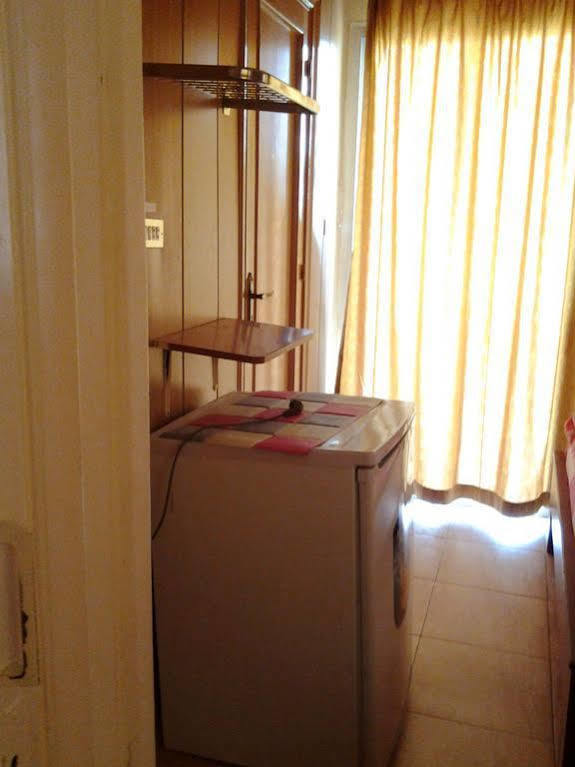 Regis Hotel Бейрут Экстерьер фото