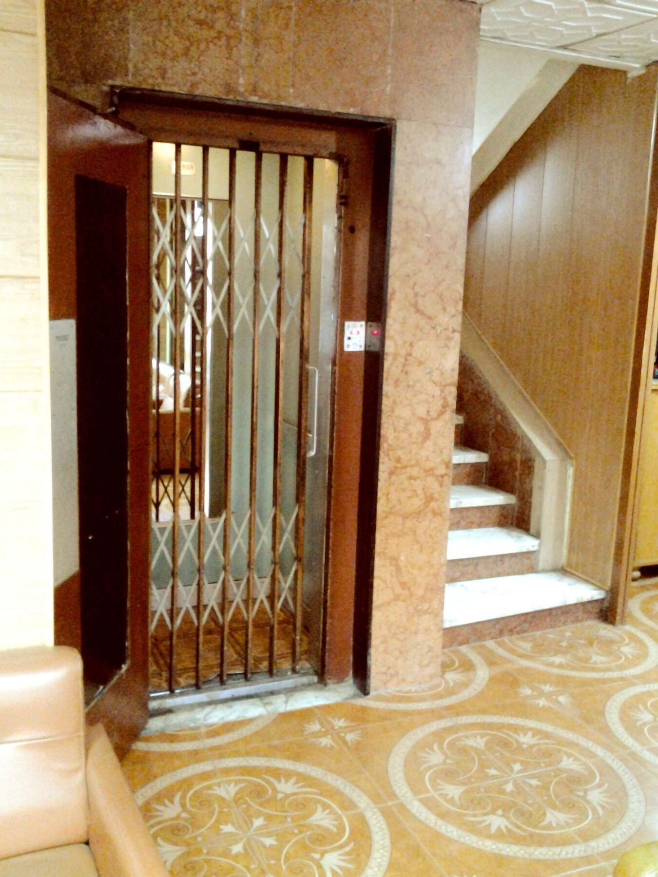 Regis Hotel Бейрут Экстерьер фото